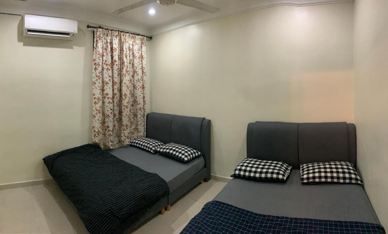 Awani Homestay Seberang Jaya Permatang Janggus Kültér fotó